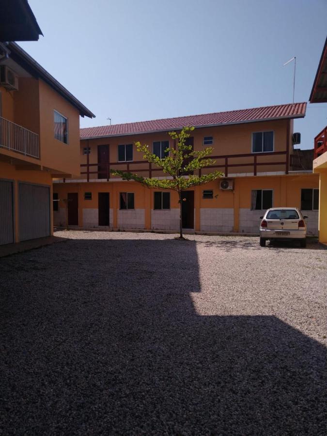 Ap Da Meri, Na Praia Da Barra Da Lagoa Florianopolis Exterior photo